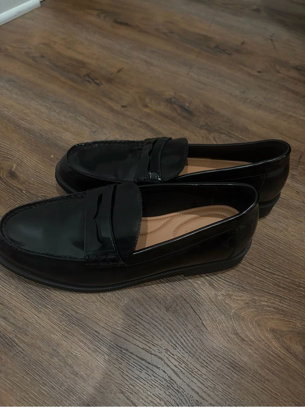 Classic Black Men's Penny Loafers - Timeless Dress Shoe